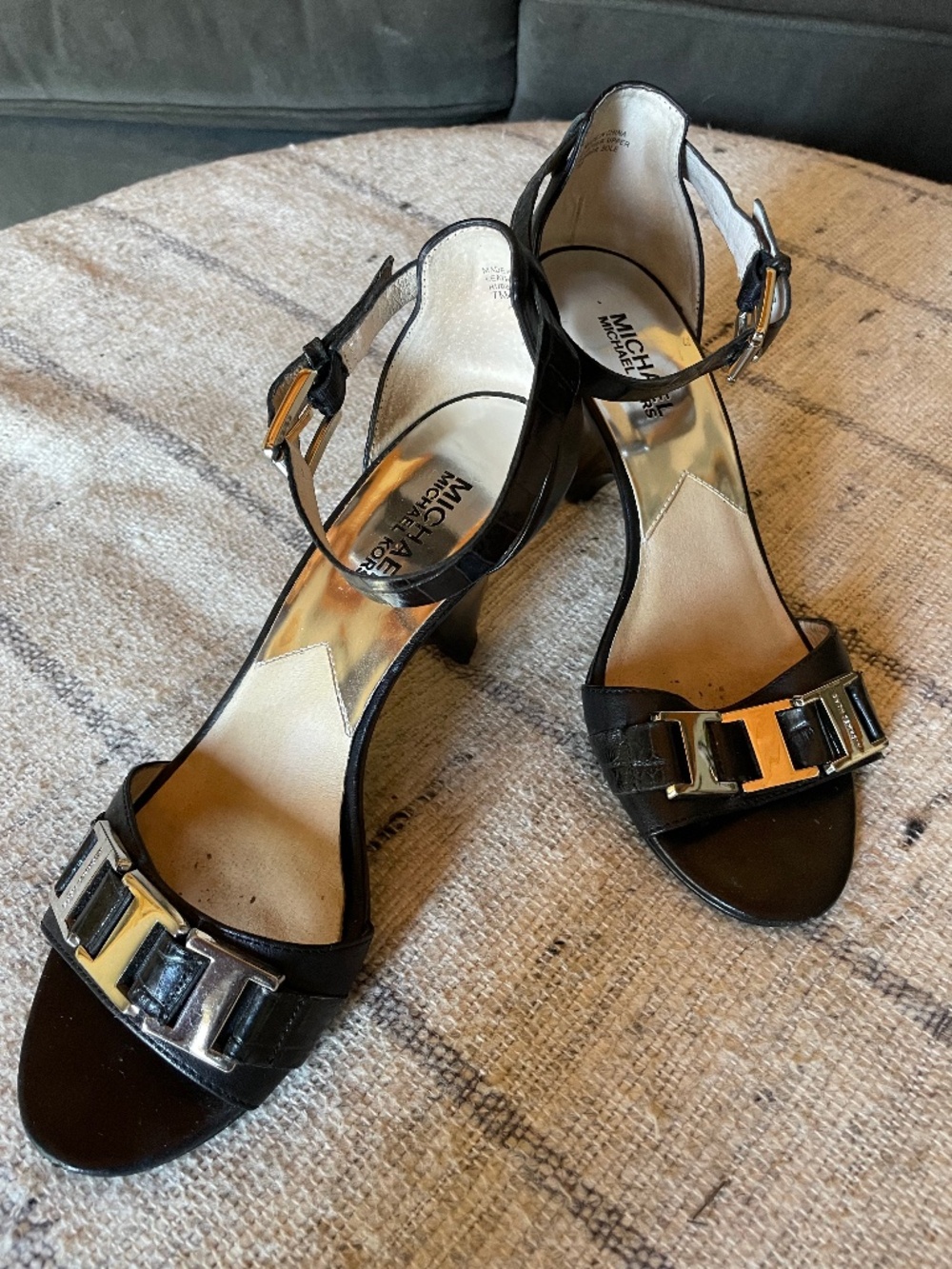 Micheal Kors Size 7 Heels